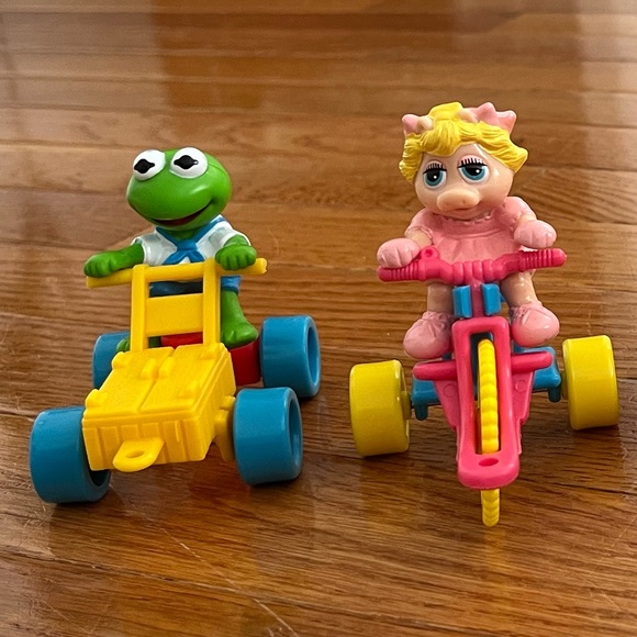 Vintage 1990 McDonald’s Happy Meal Muppet Babies Action Figures with Vehicles - Picture 4 of 15